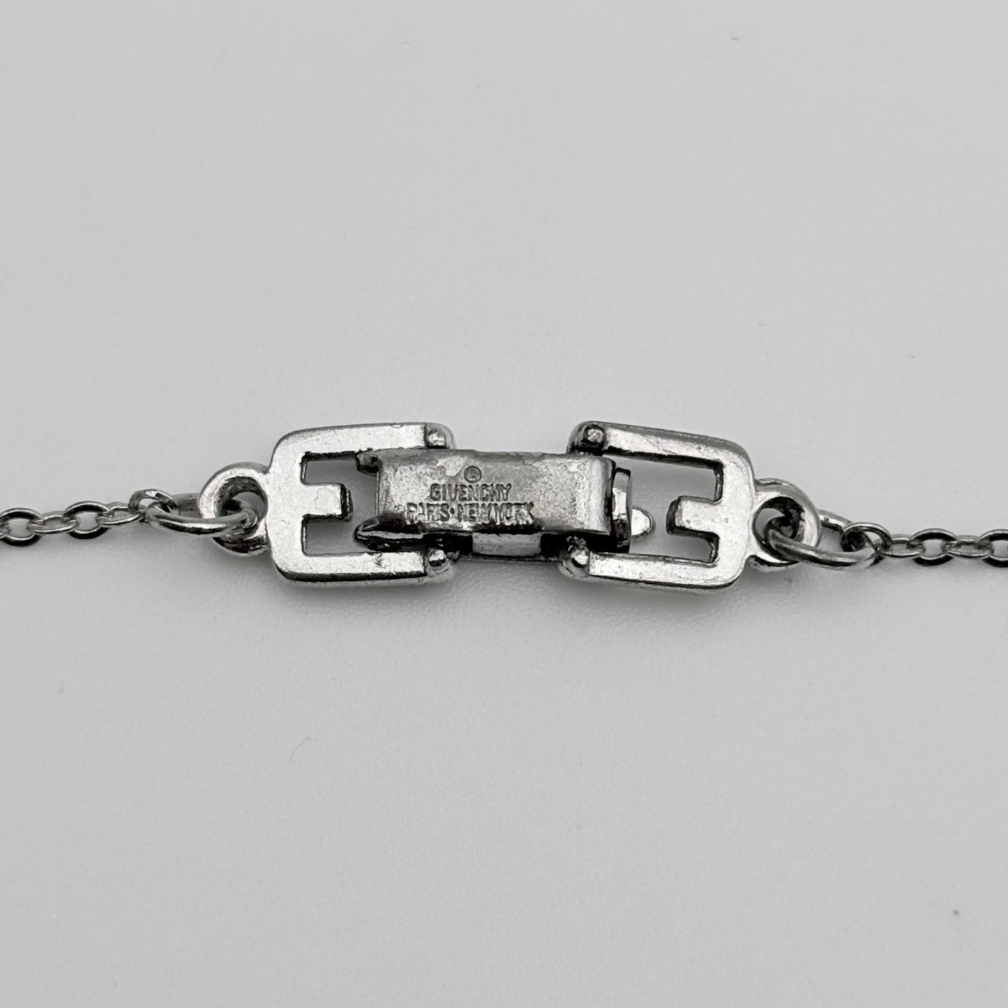 GIVENCHY ネックレス