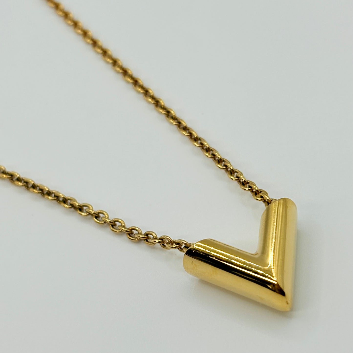 LOUIS VUITTON ネックレス