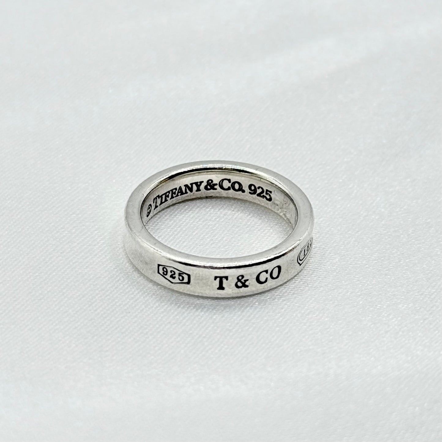 Tiffany &Co. リング 830