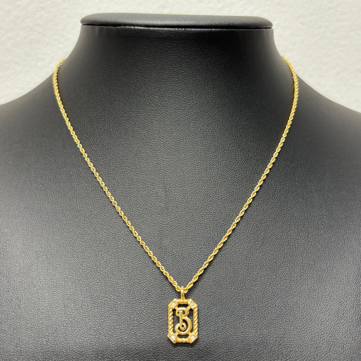 Burberry ネックレス 512