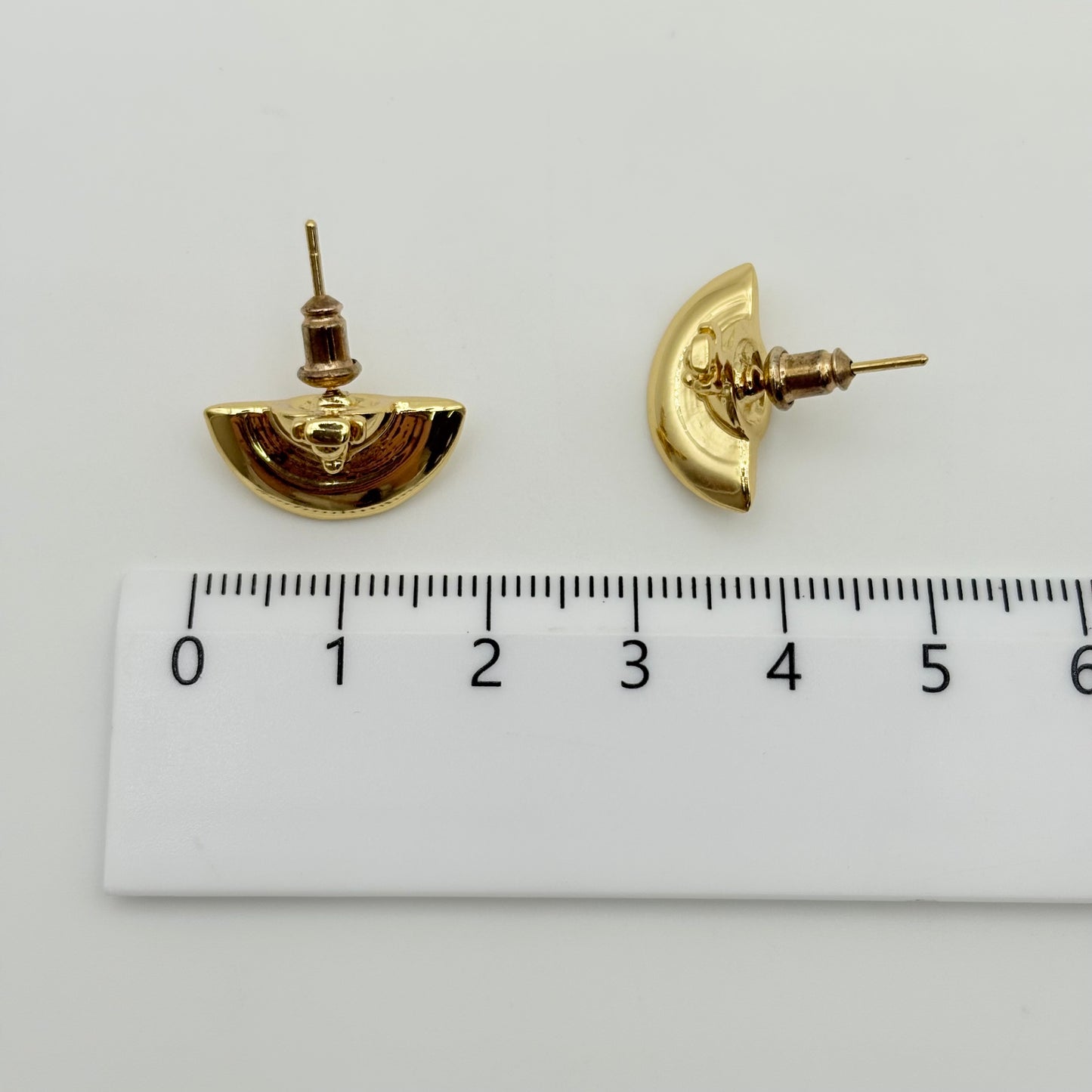 Vivienne Westwood ピアス