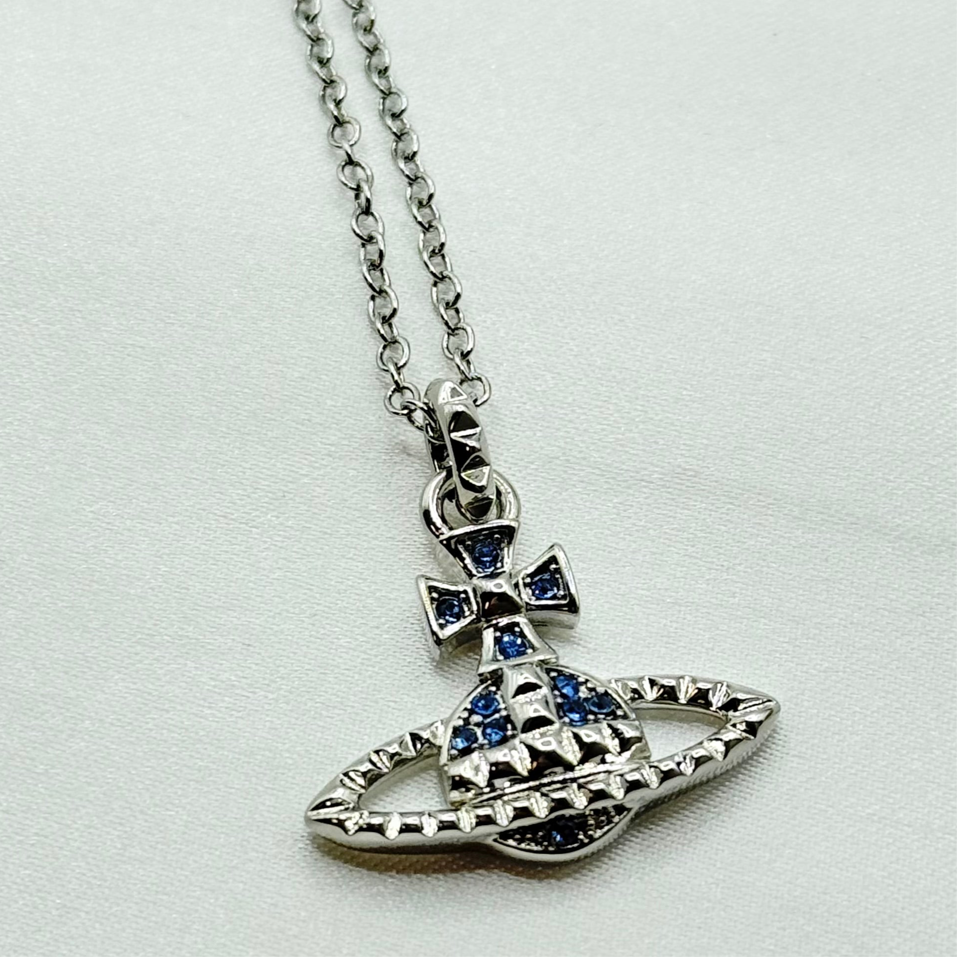 MAYFAIR BAS RELIEF Vivienne Westwood ネックレス 128