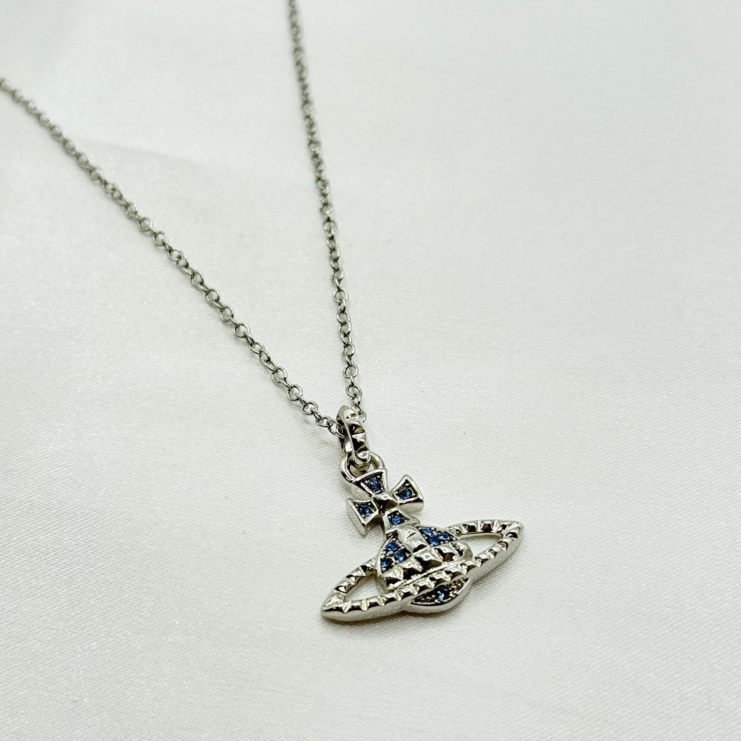 MAYFAIR BAS RELIEF Vivienne Westwood ネックレス 128