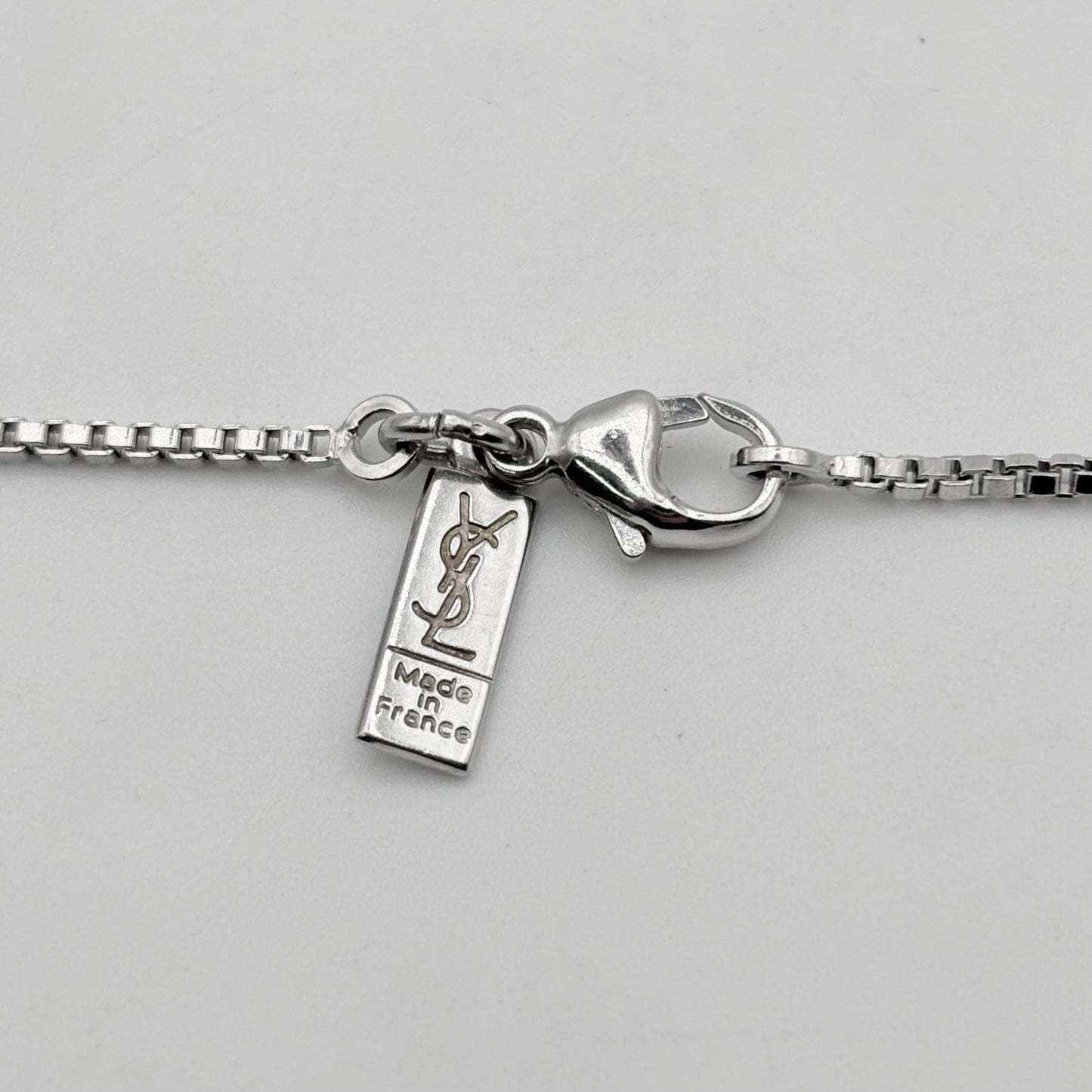 Yves Saint Laurent ネックレス