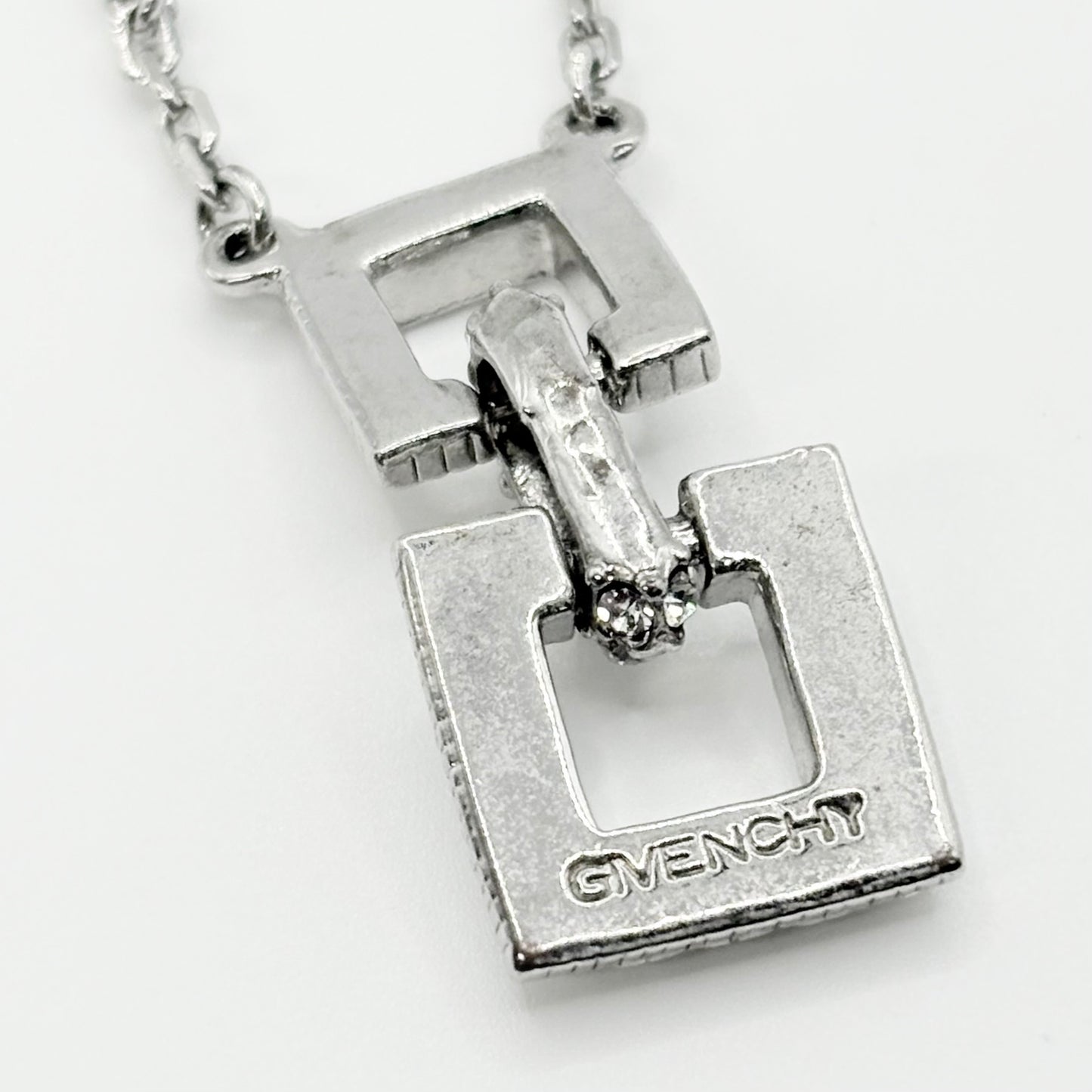 GIVENCHY ネックレス