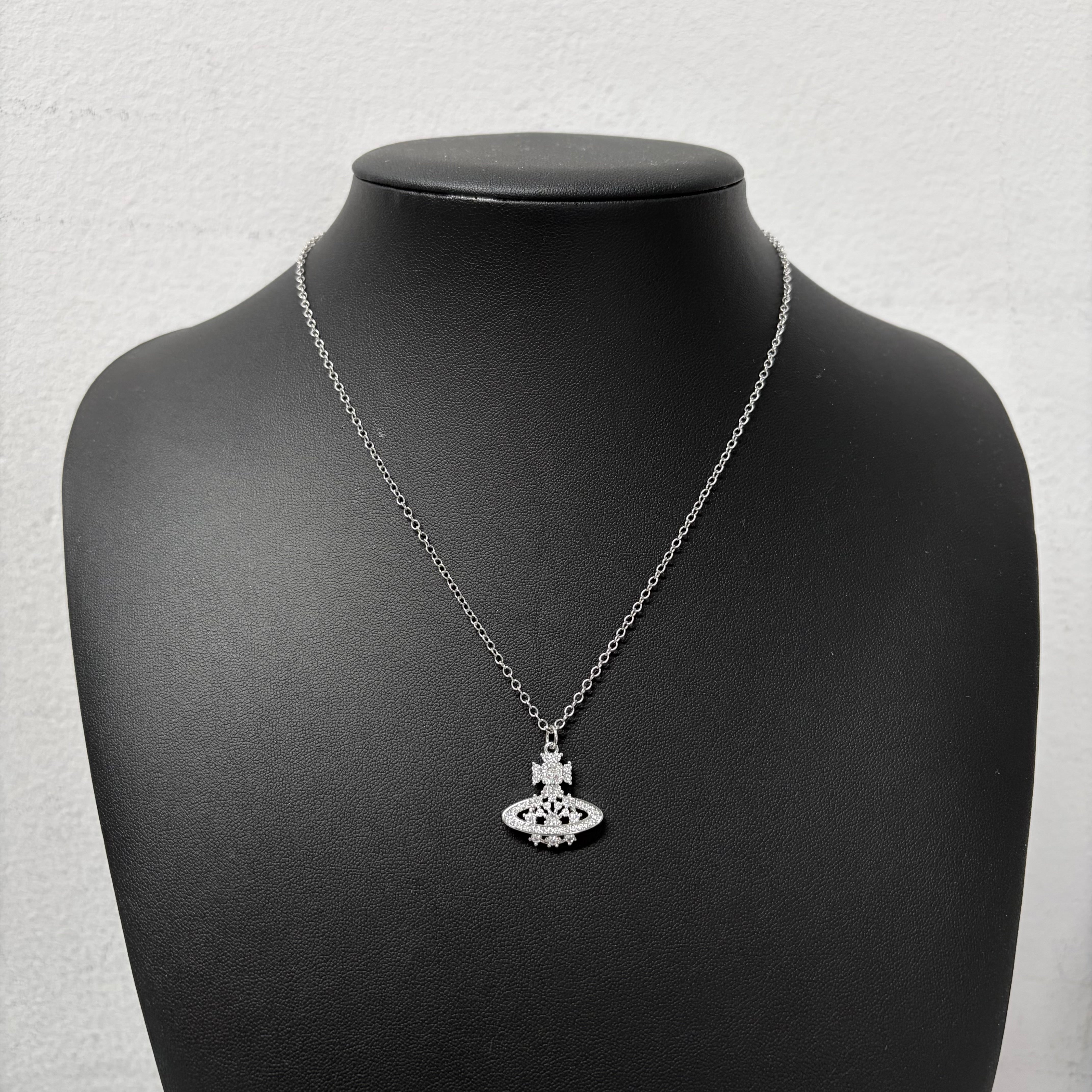 Vivienne Westwood ネックレス