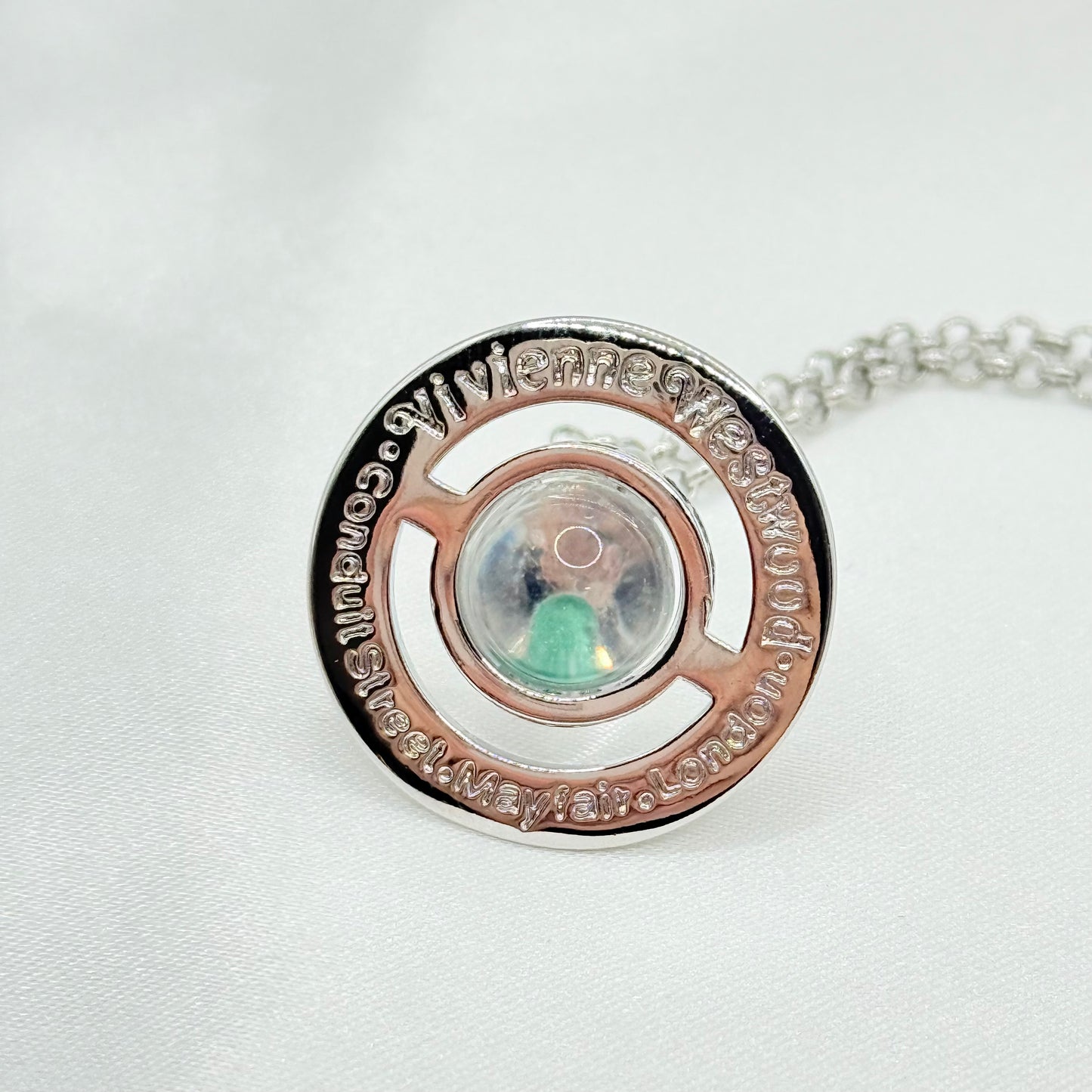 ORB Vivienne Westwood オーブネックレス 124