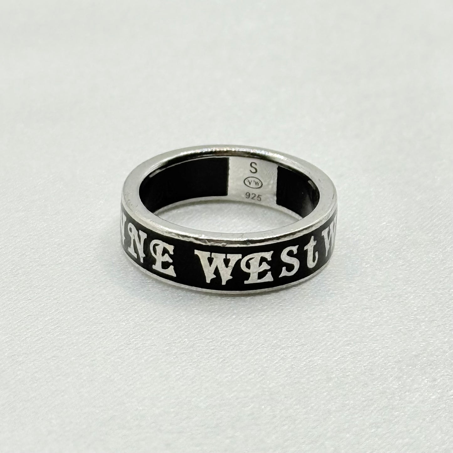 Vivienne Westwood リング 128