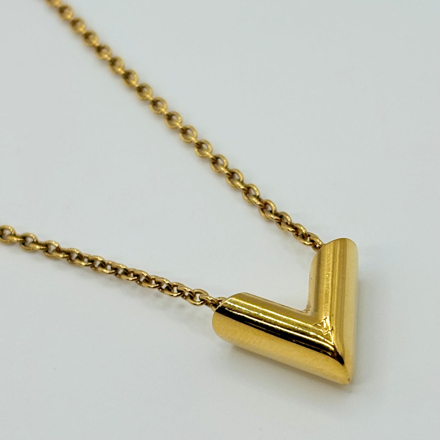 LOUIS VUITTON ネックレス