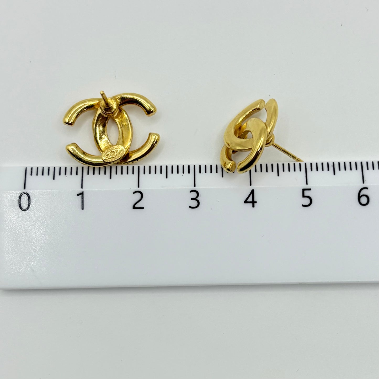 CHANEL ピアス