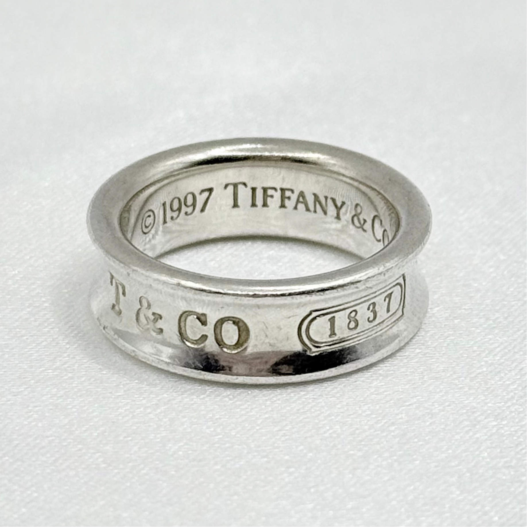 Tiffany & Co. 925シルバーリング 10号 Tiffany & Co. シルバーリング 925 10号 - メルカリ