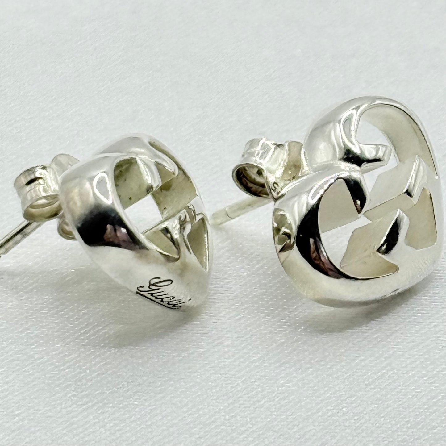 GUCCI ハートピアス 81