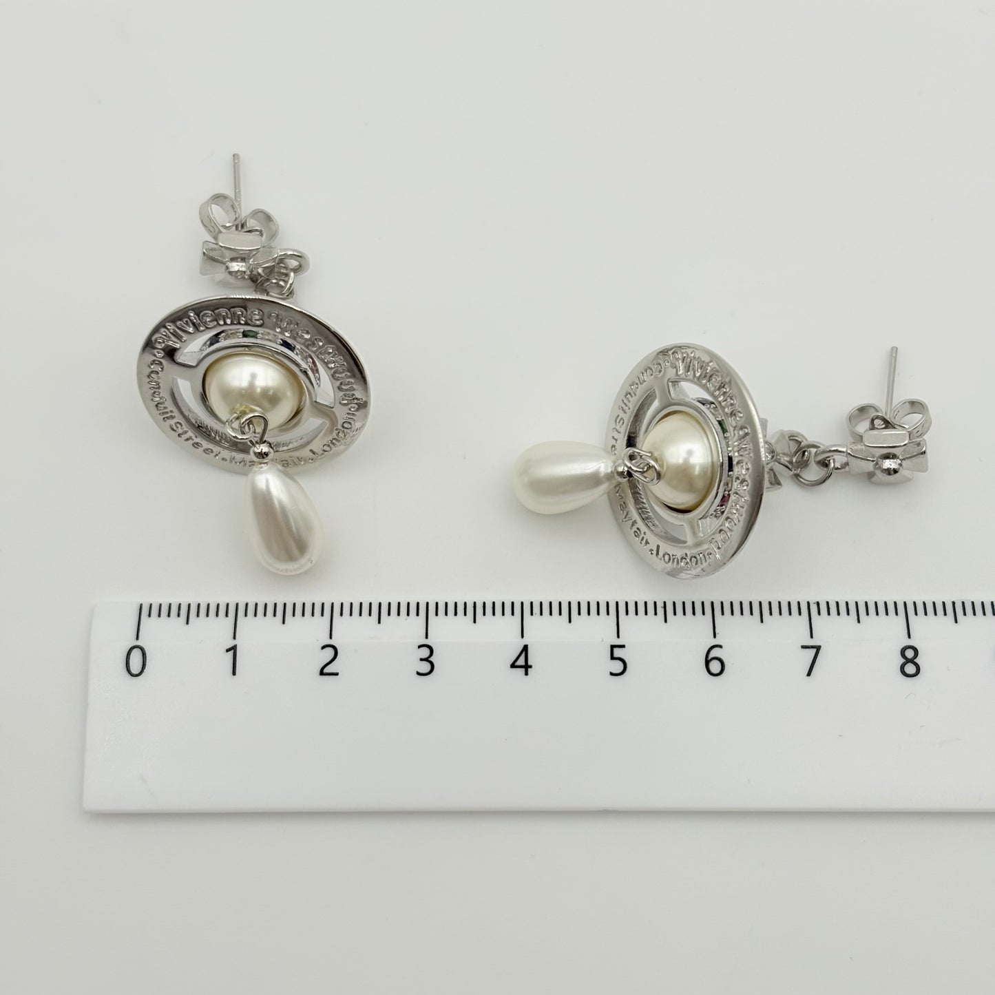 Vivienne Westwood ピアス