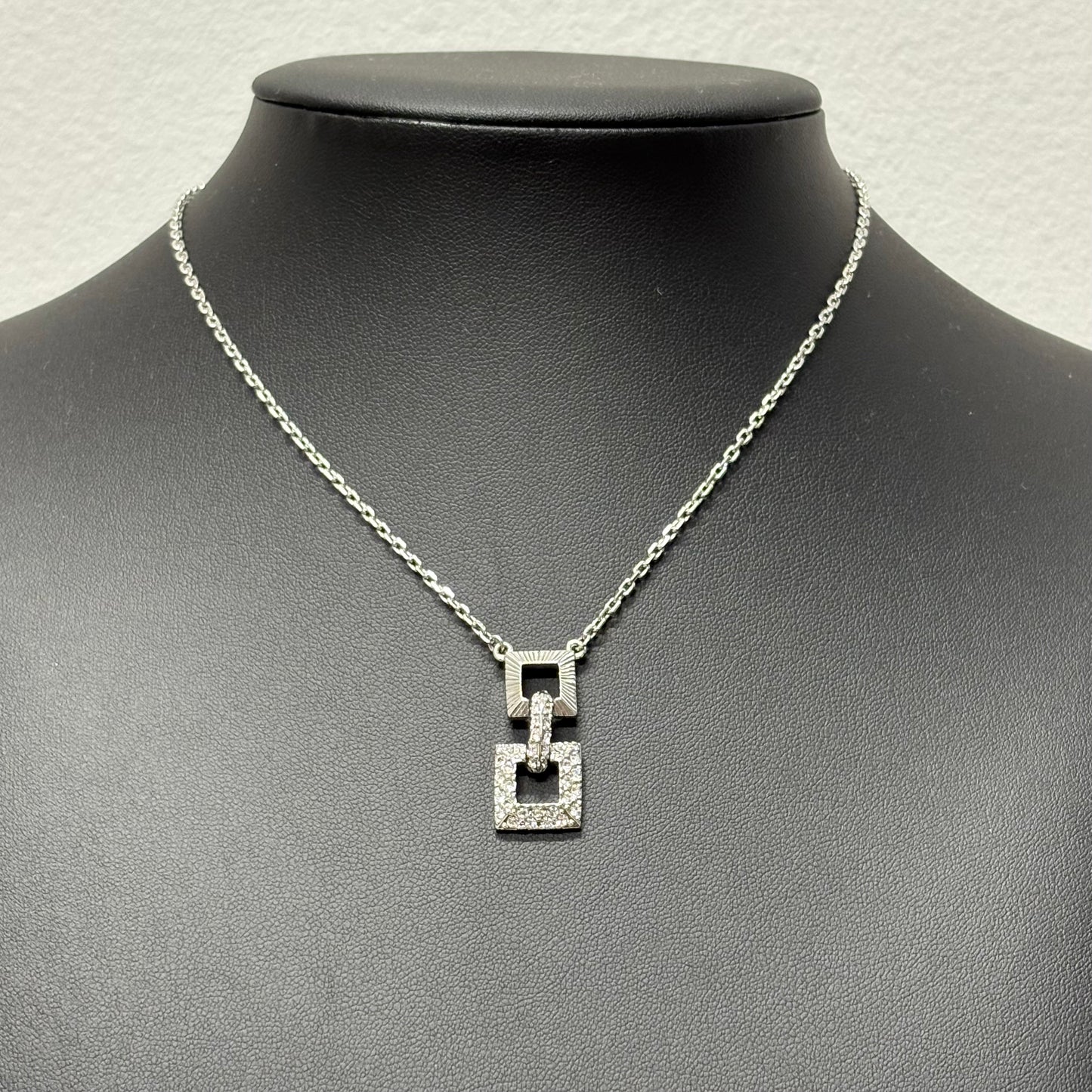GIVENCHY ネックレス
