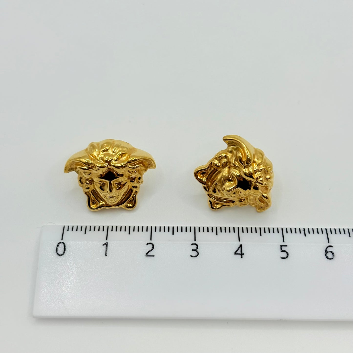 VERSACE ピアス 687