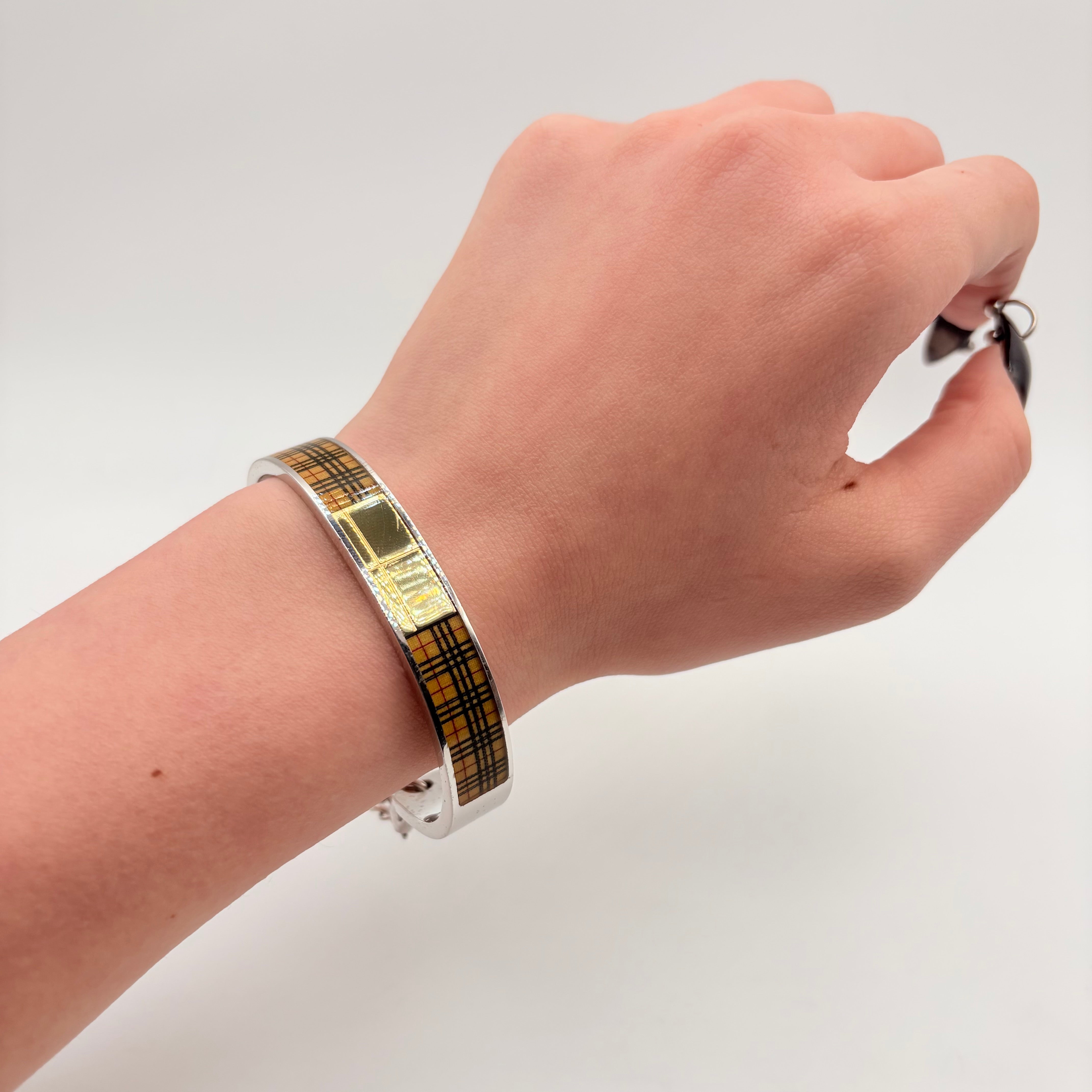 Burberry ブレスレット