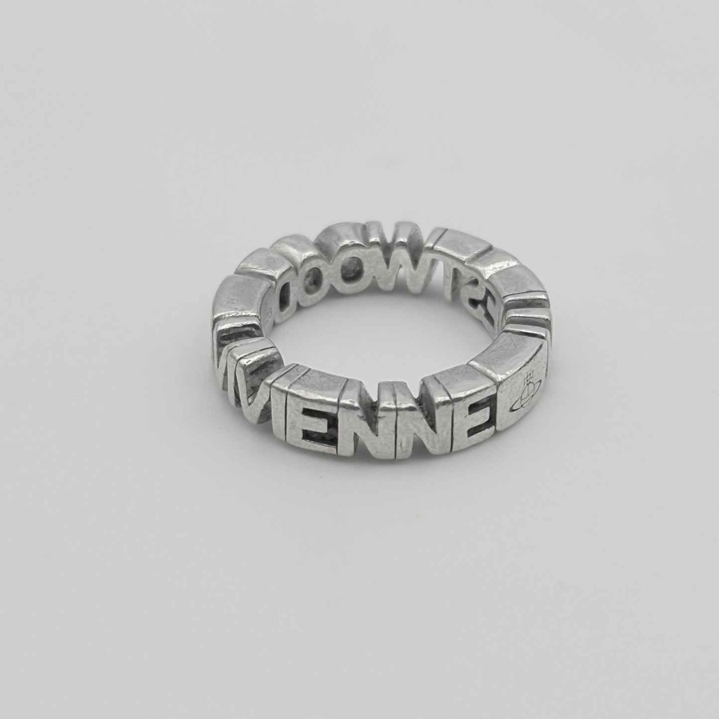 Vivienne Westwood リング