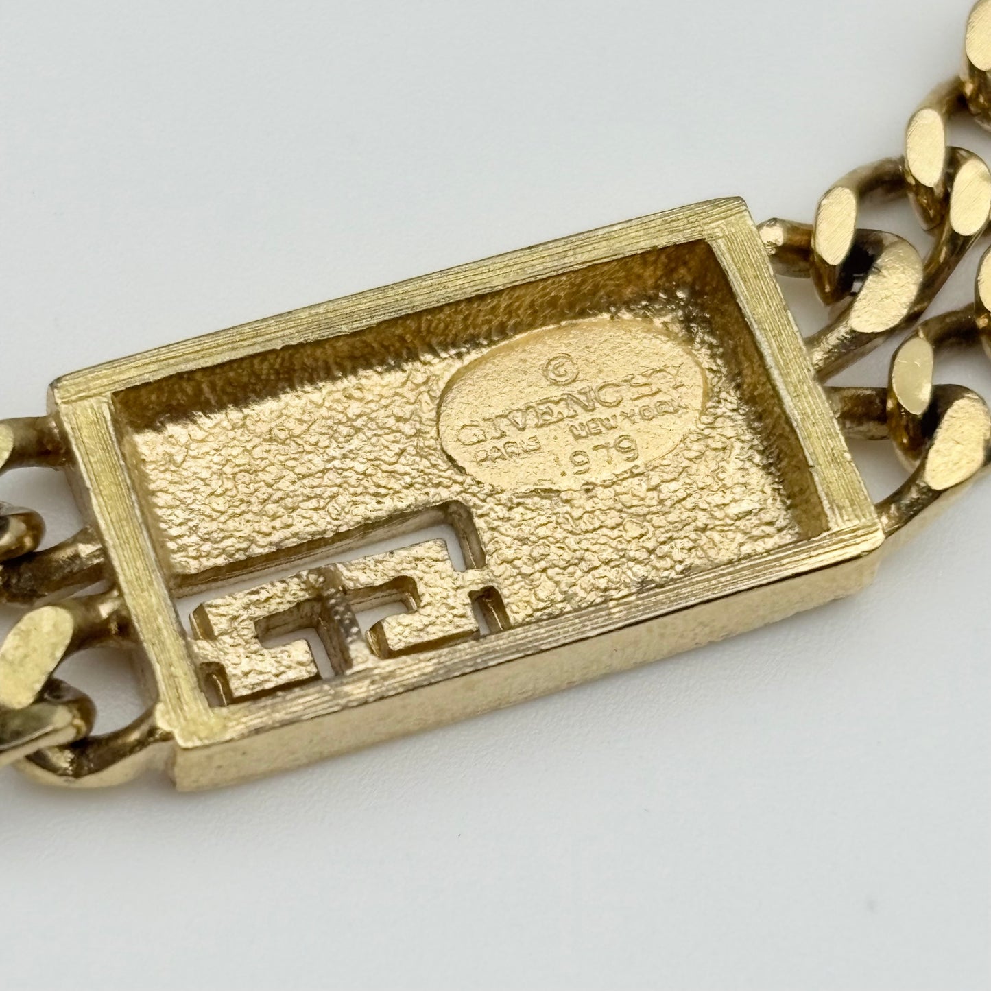 GIVENCHY ブレスレット