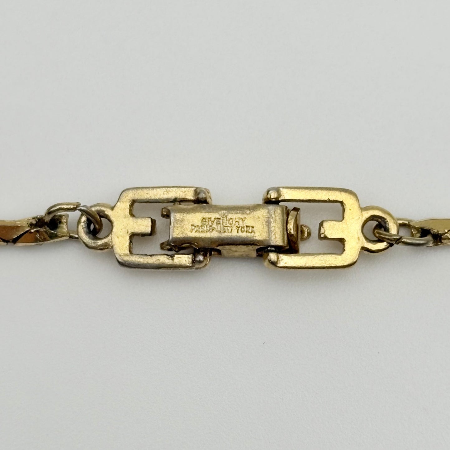 GIVENCHY ネックレス