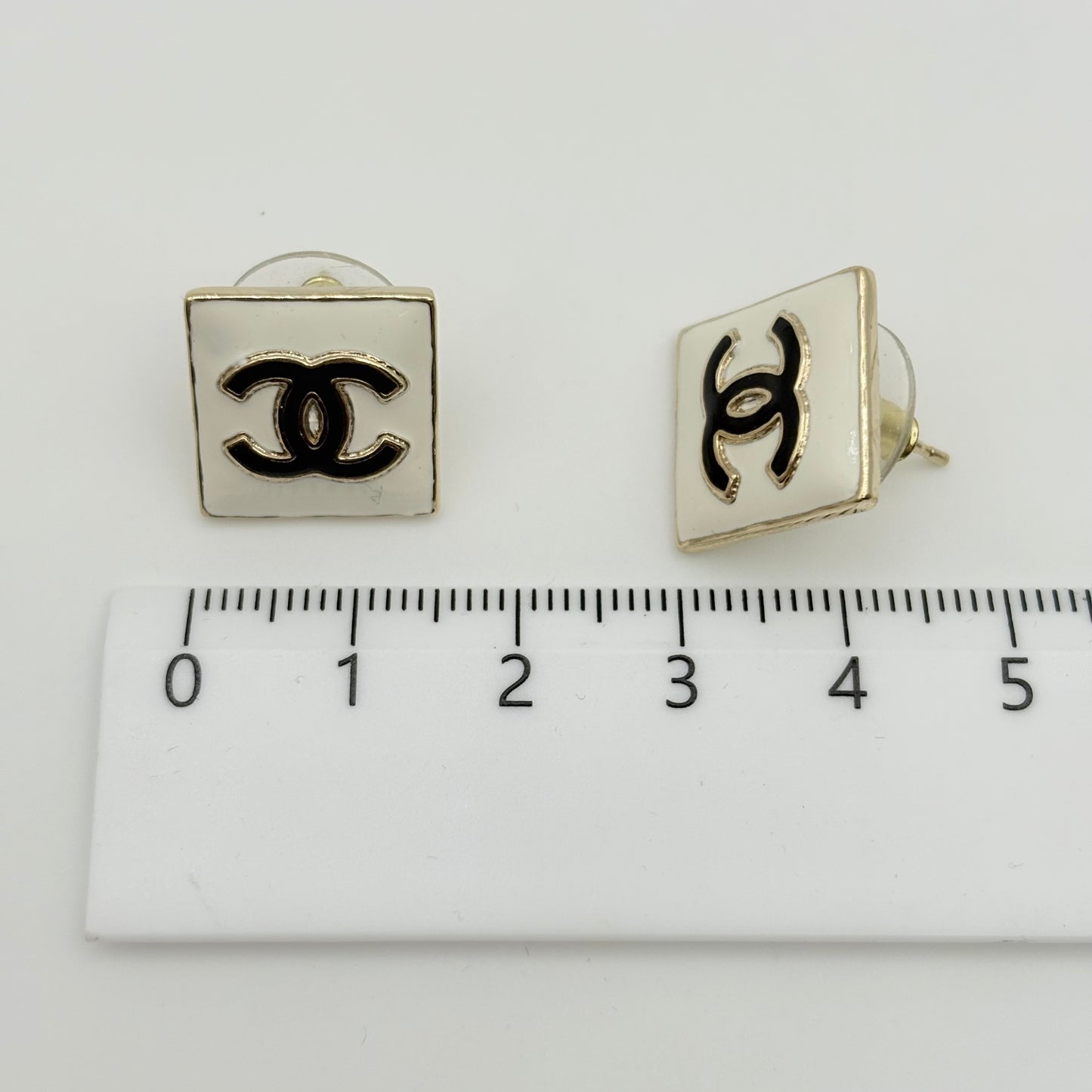 CHANEL ピアス