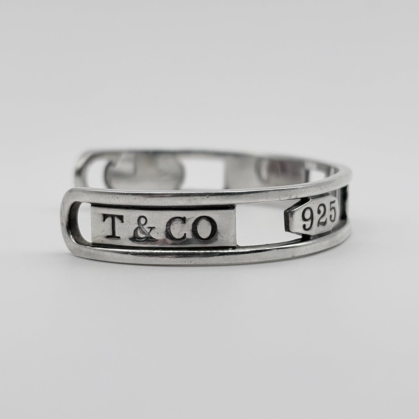 Tiffany&Co. バングル