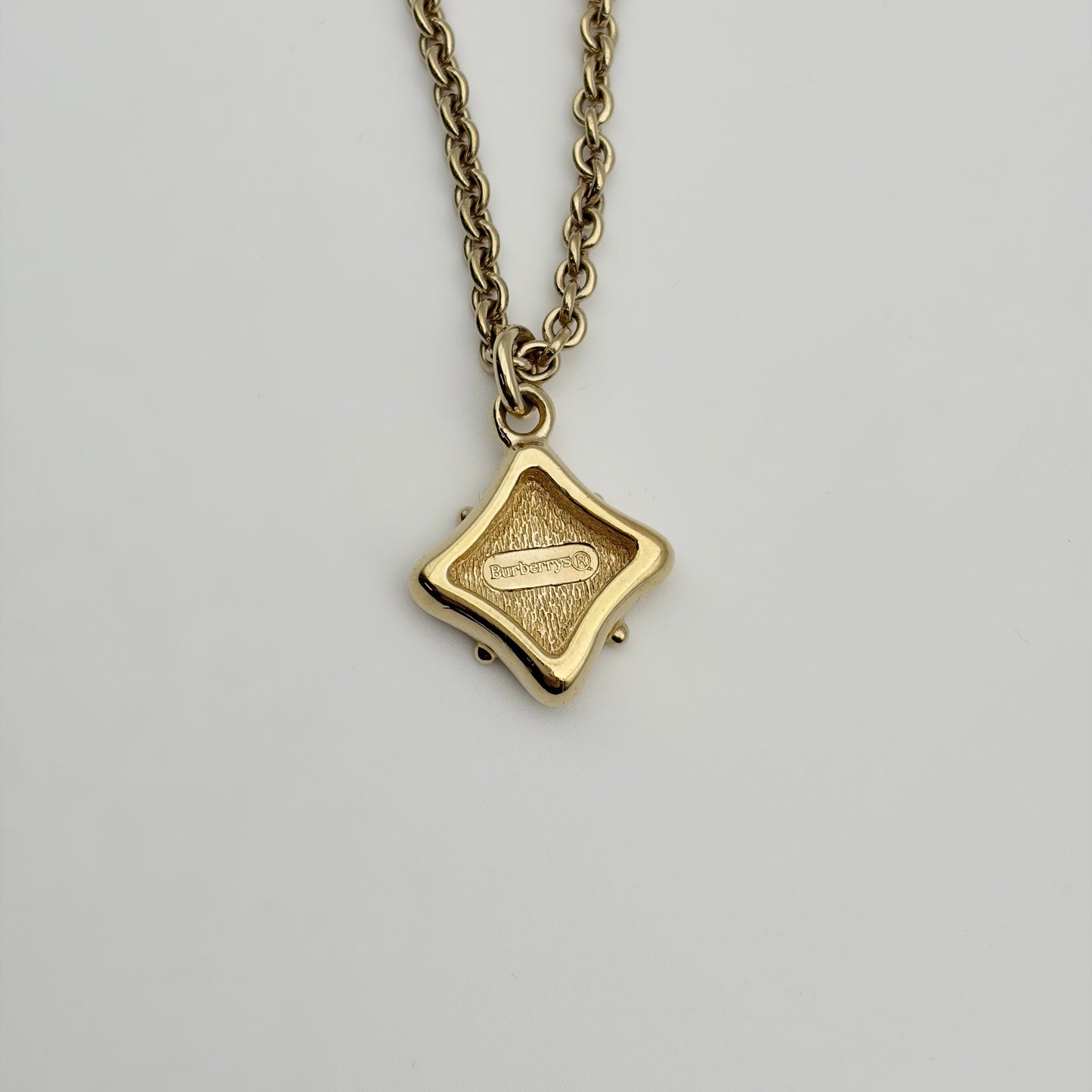 Burberry ネックレス