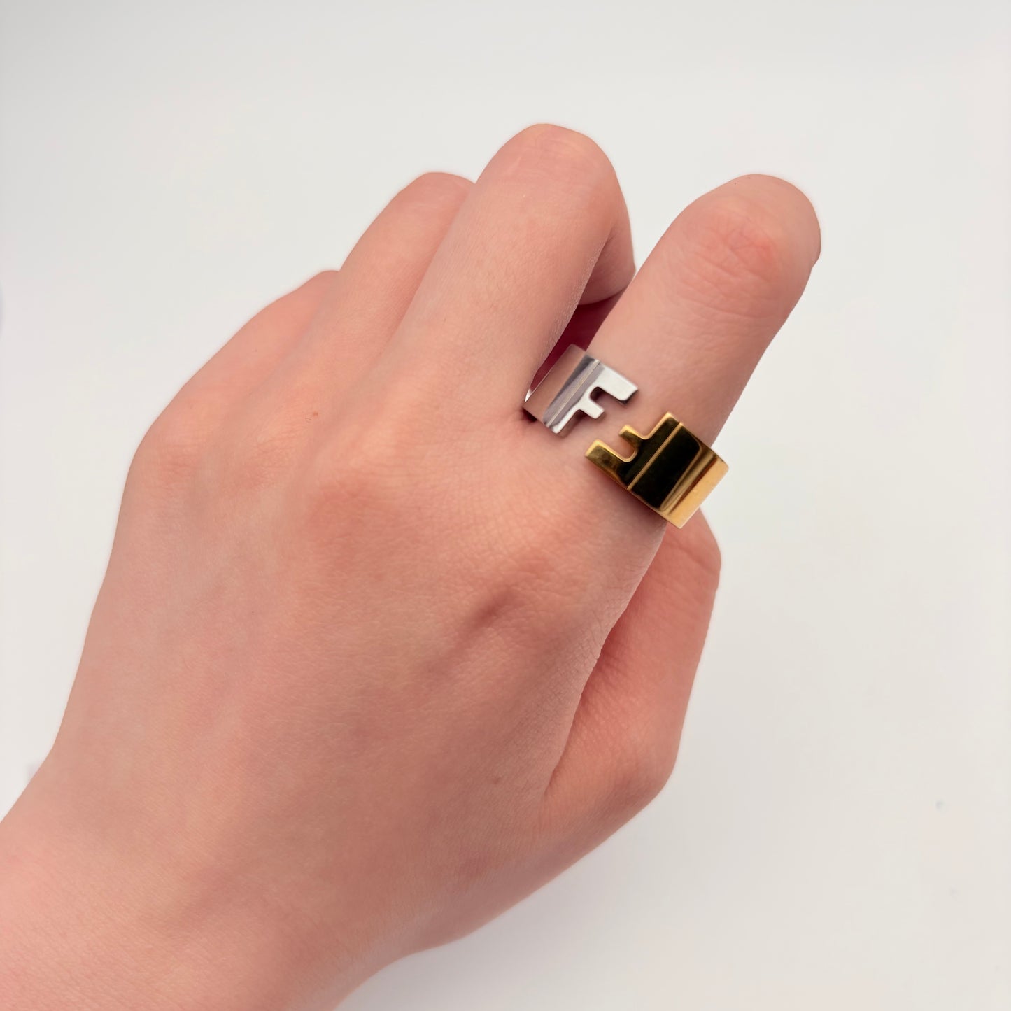 FENDI リング