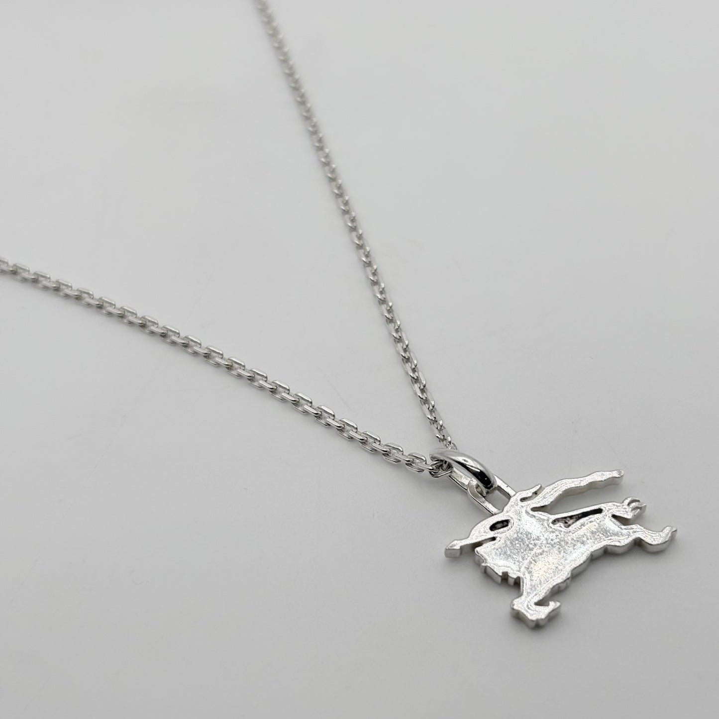 BURBERRY ネックレス