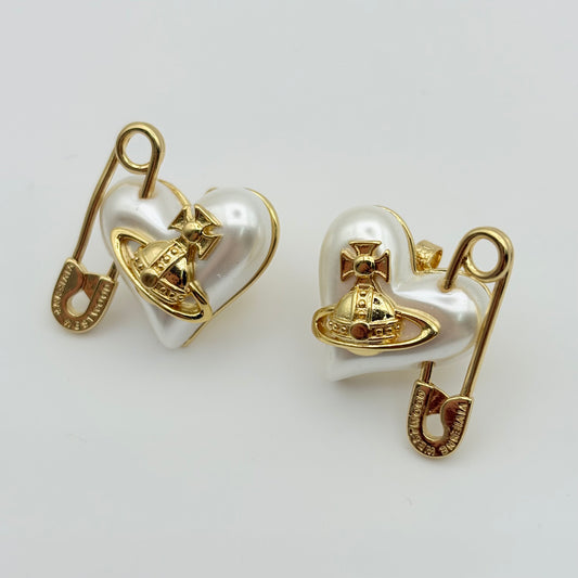 Vivienne Westwood ピアス