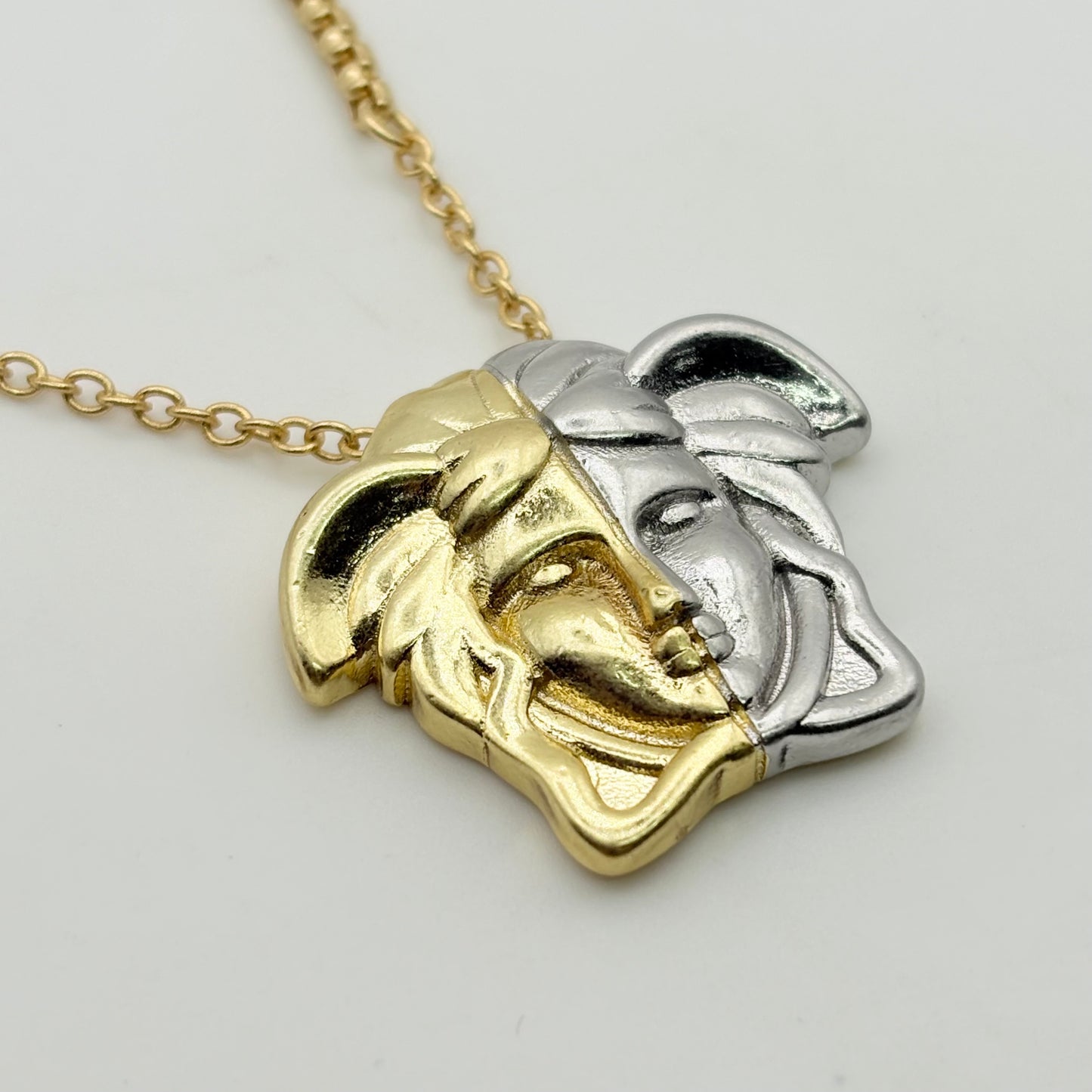 VERSACE ネックレス