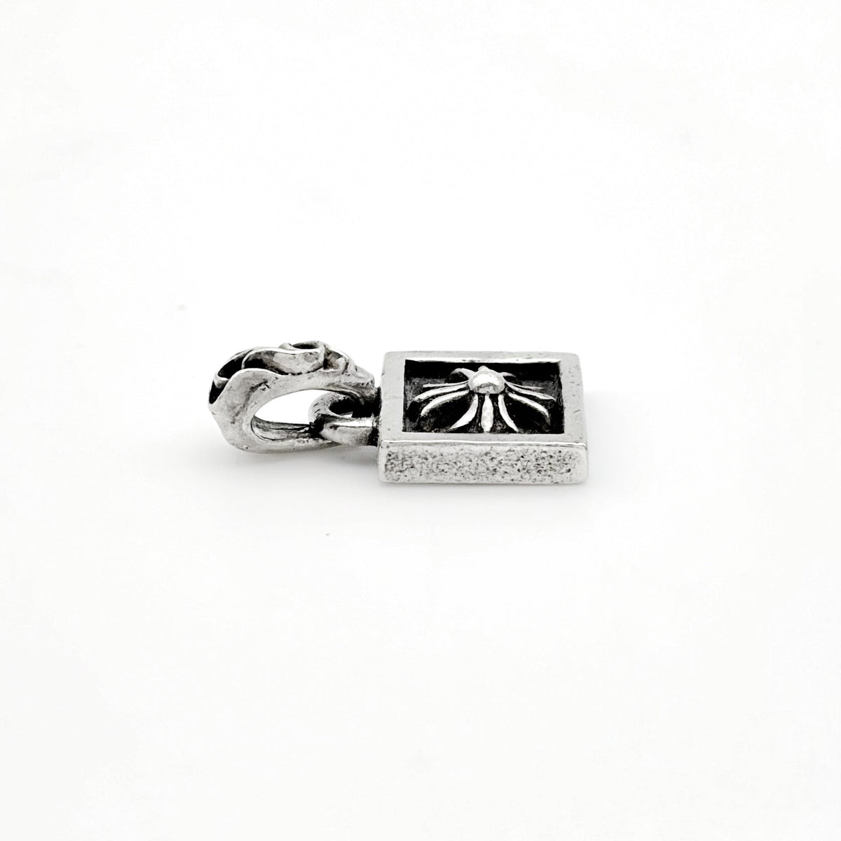 Chrome Hearts トップ