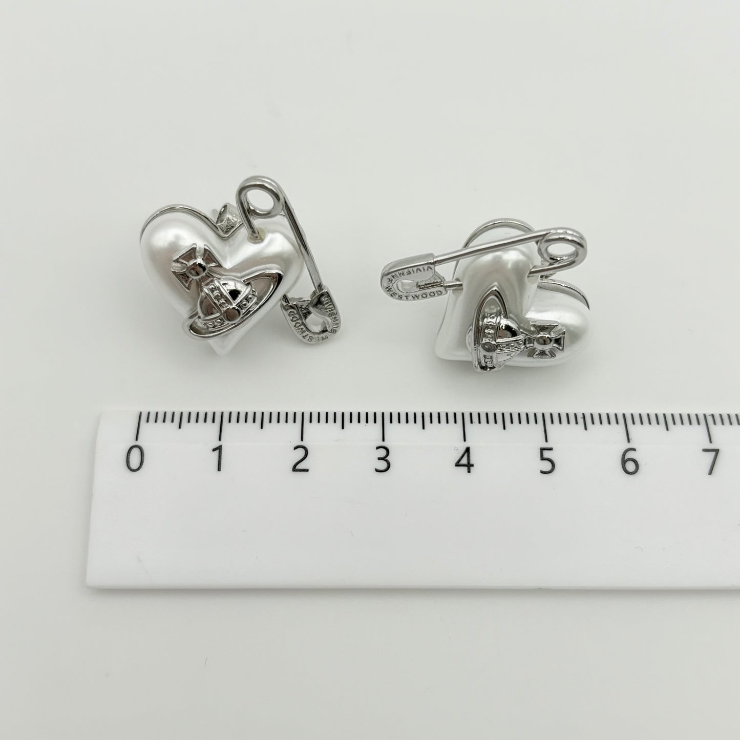 Vivienne Westwood ピアス