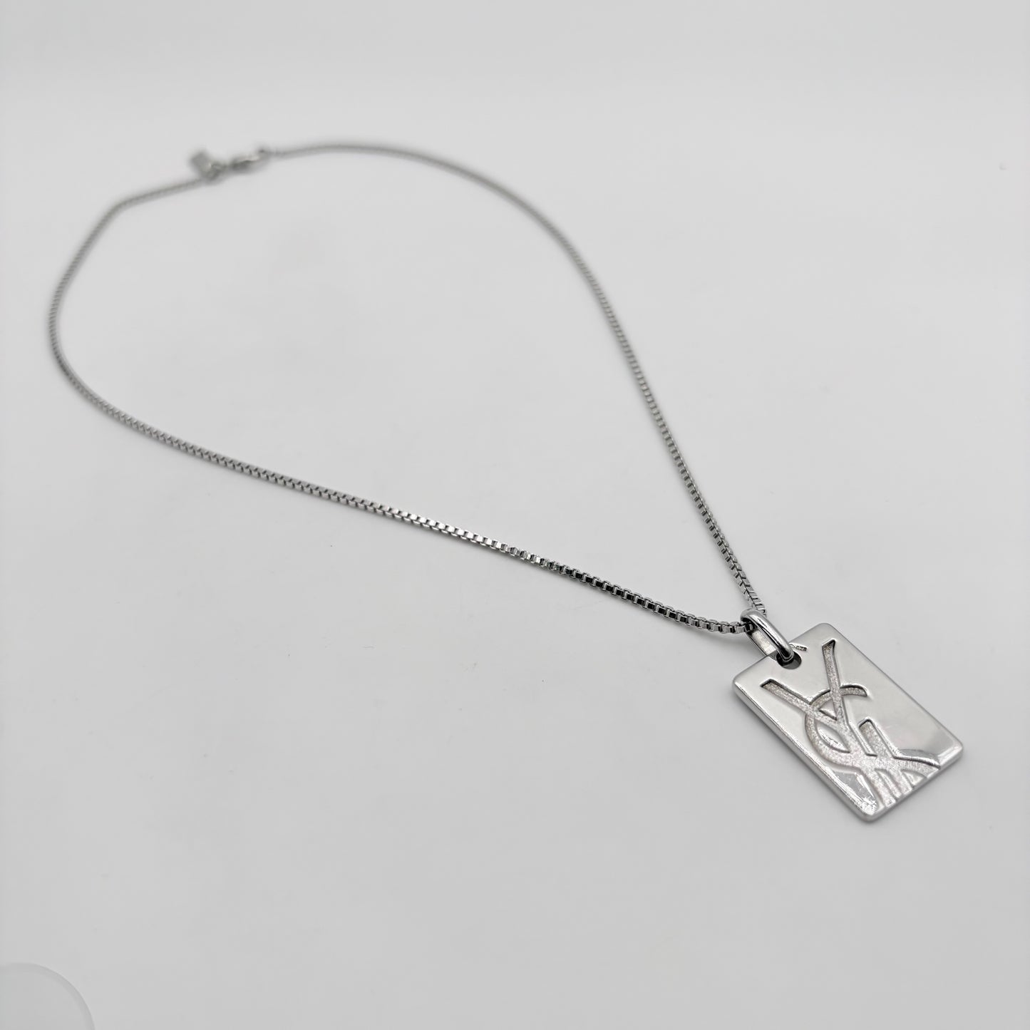 Yves Saint Laurent ネックレス