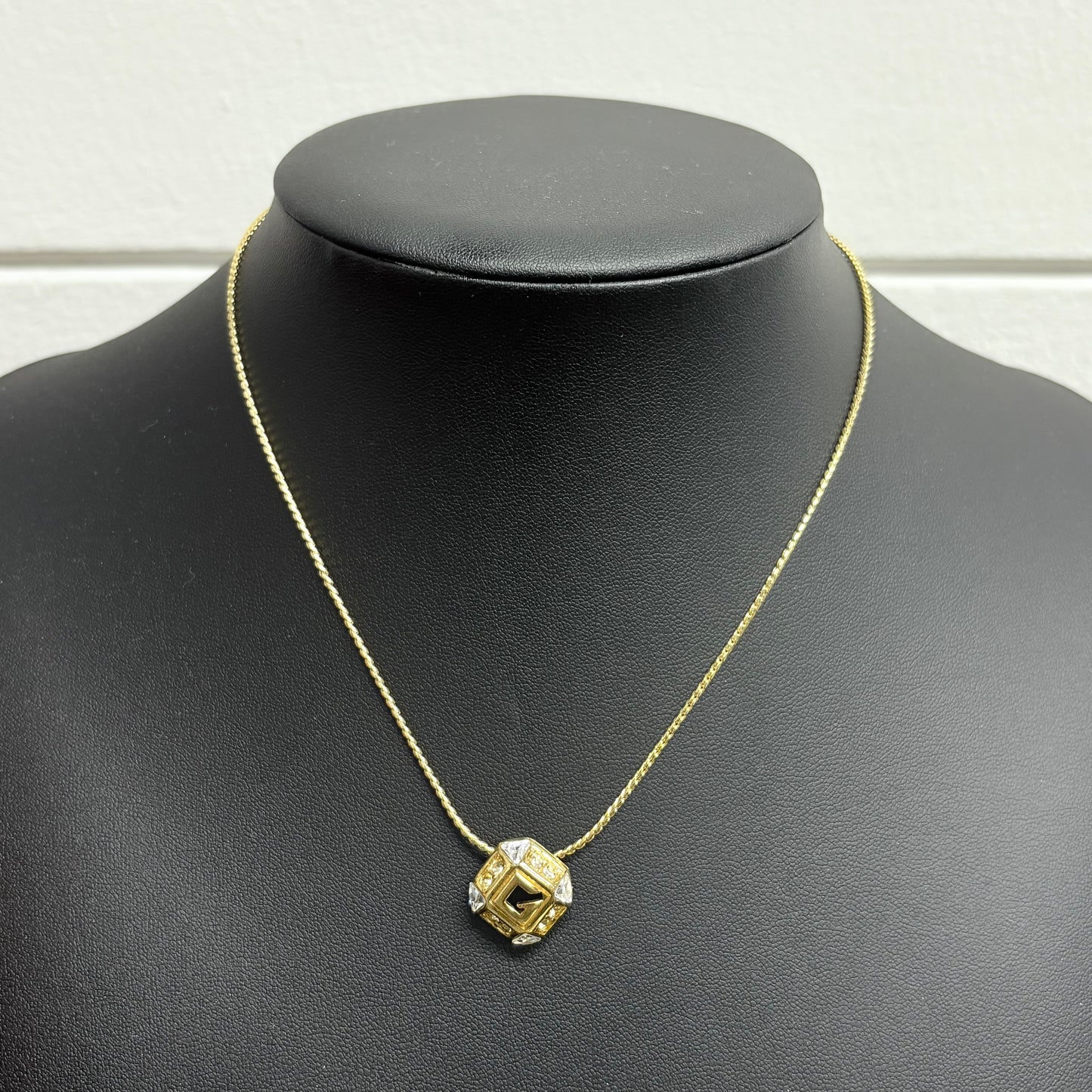 GIVENCHY ネックレス