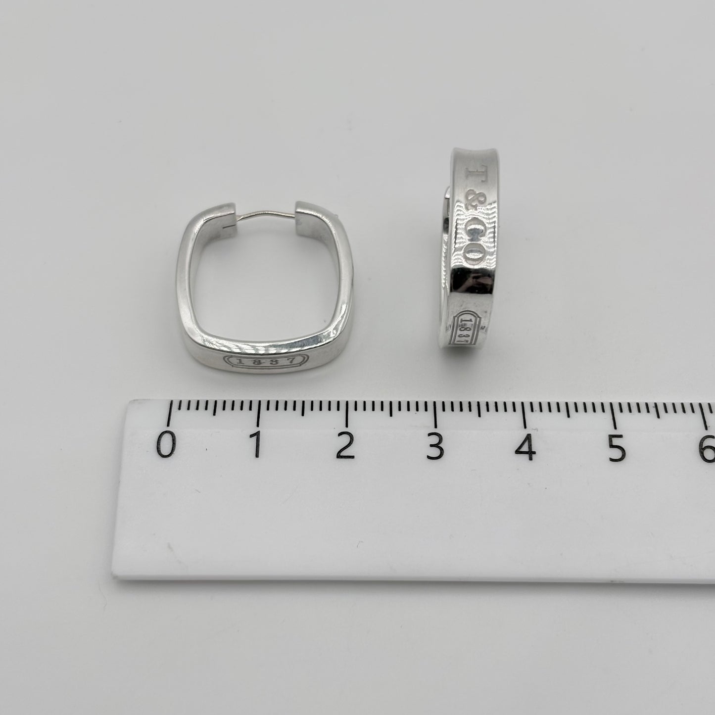 Tiffany&Co. ピアス
