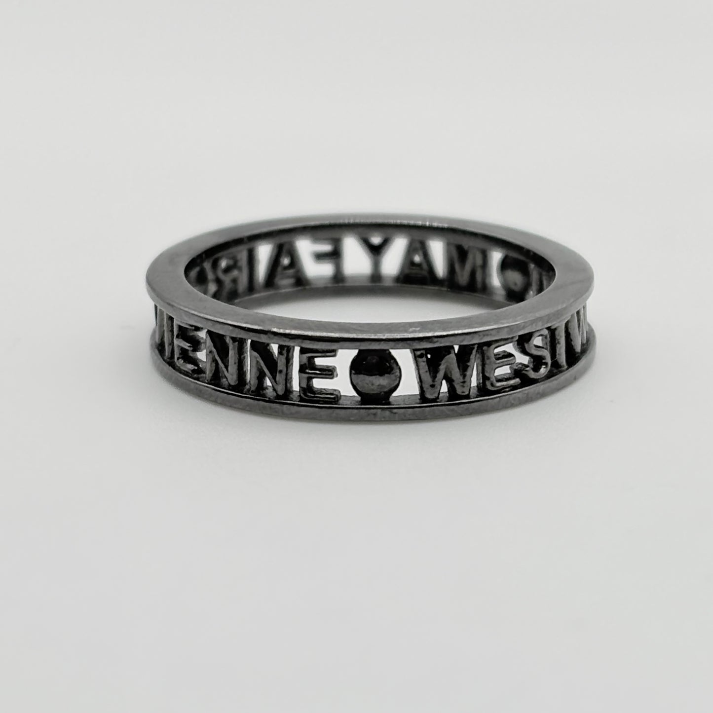 Vivienne Westwood リング