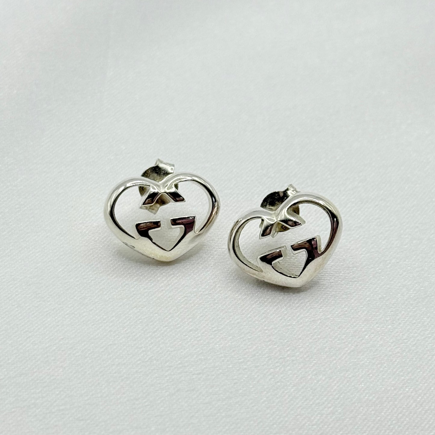 GUCCI ハートピアス　81