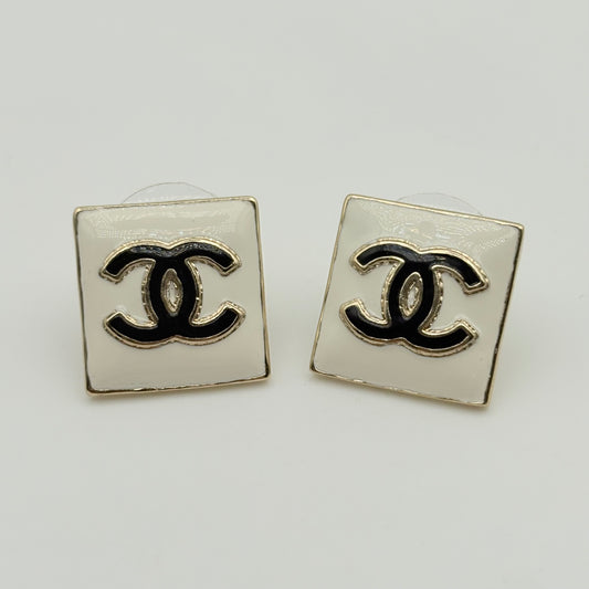 CHANEL ピアス