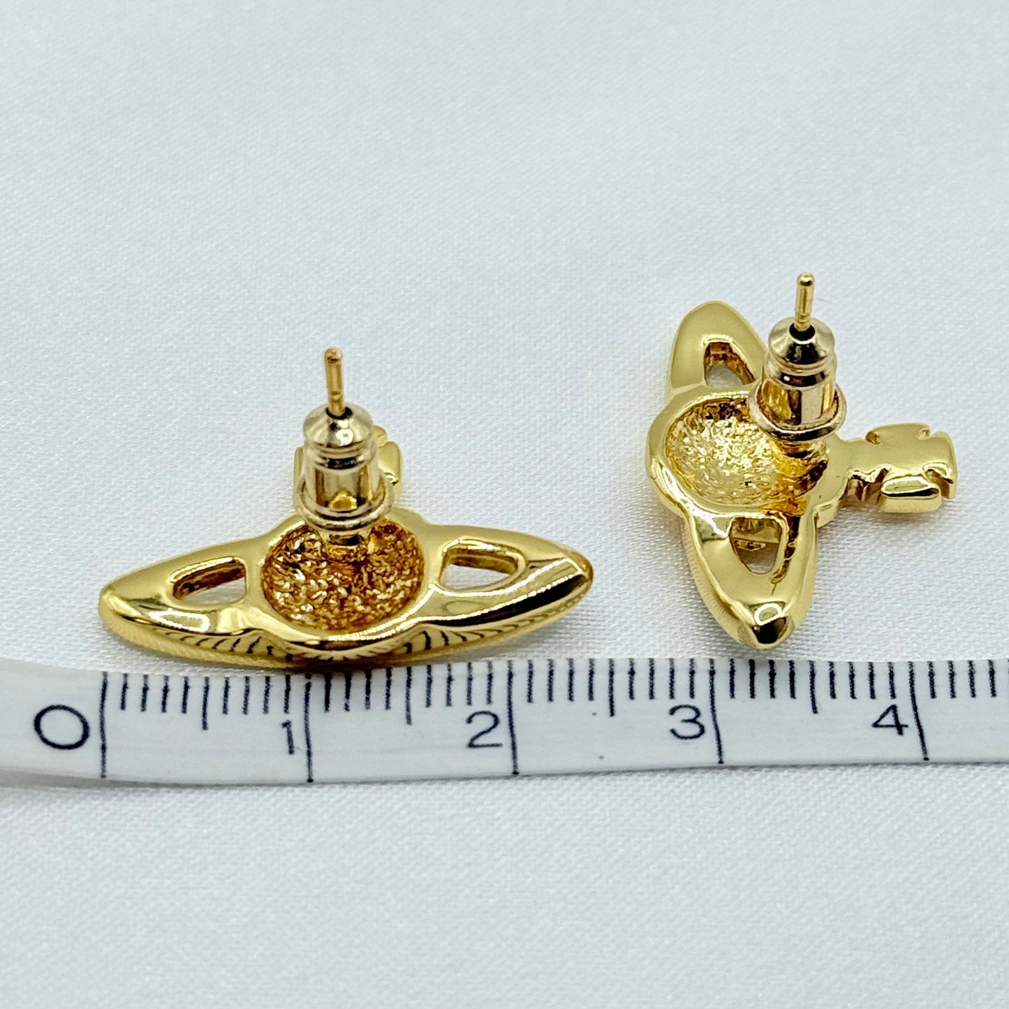 NEO BAS RELIEF Vivienne Westwood ピアス 115