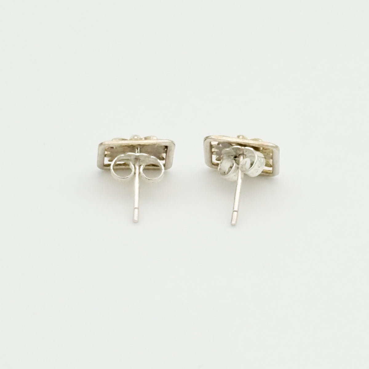 Tiffany&Co. デイジースクエアピアス