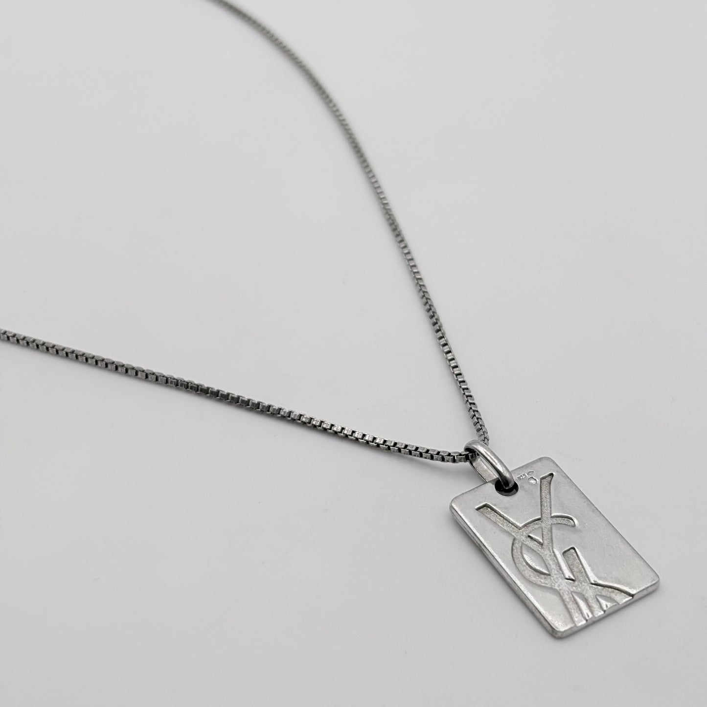 Yves Saint Laurent ネックレス