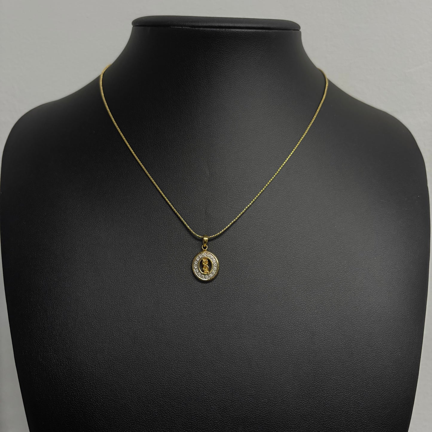 Yves Saint Laurent ネックレス