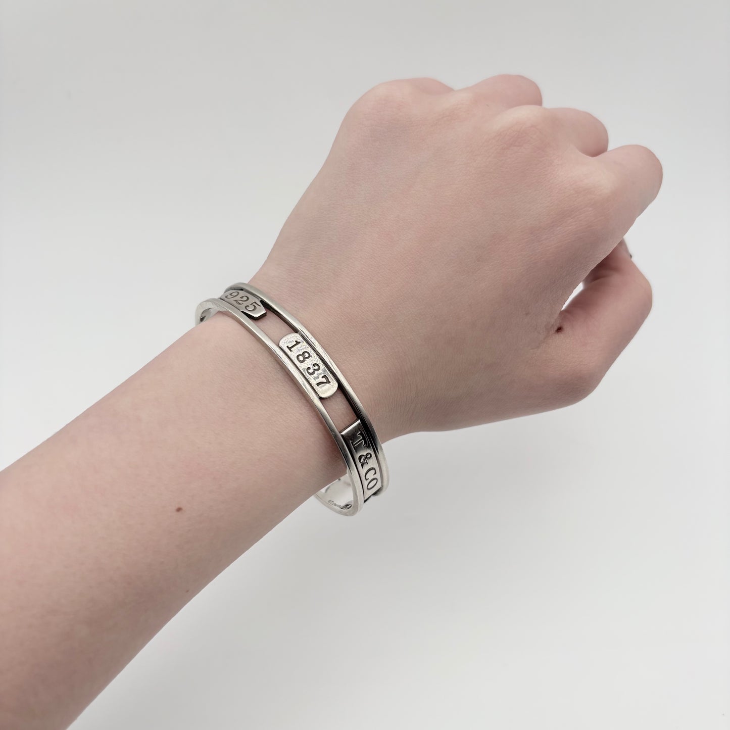 Tiffany&Co. バングル