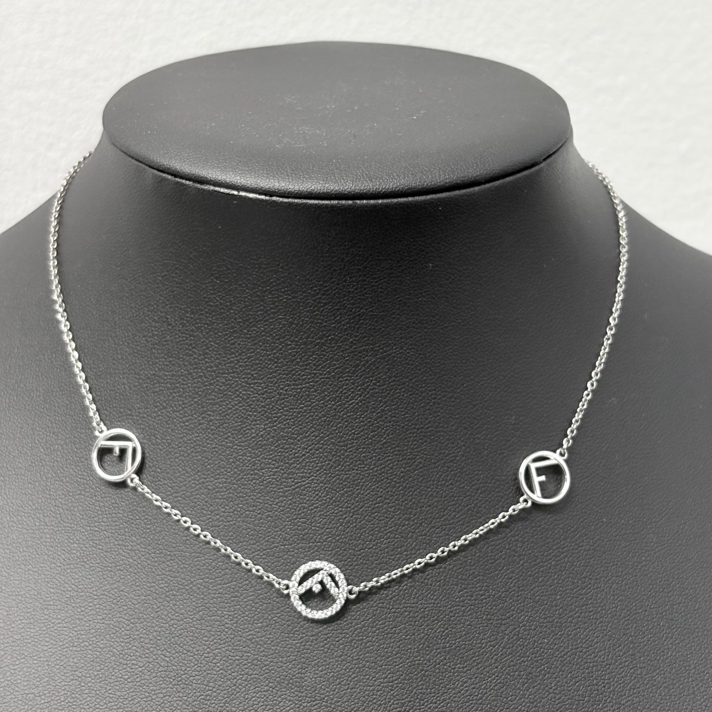 FENDI ネックレス