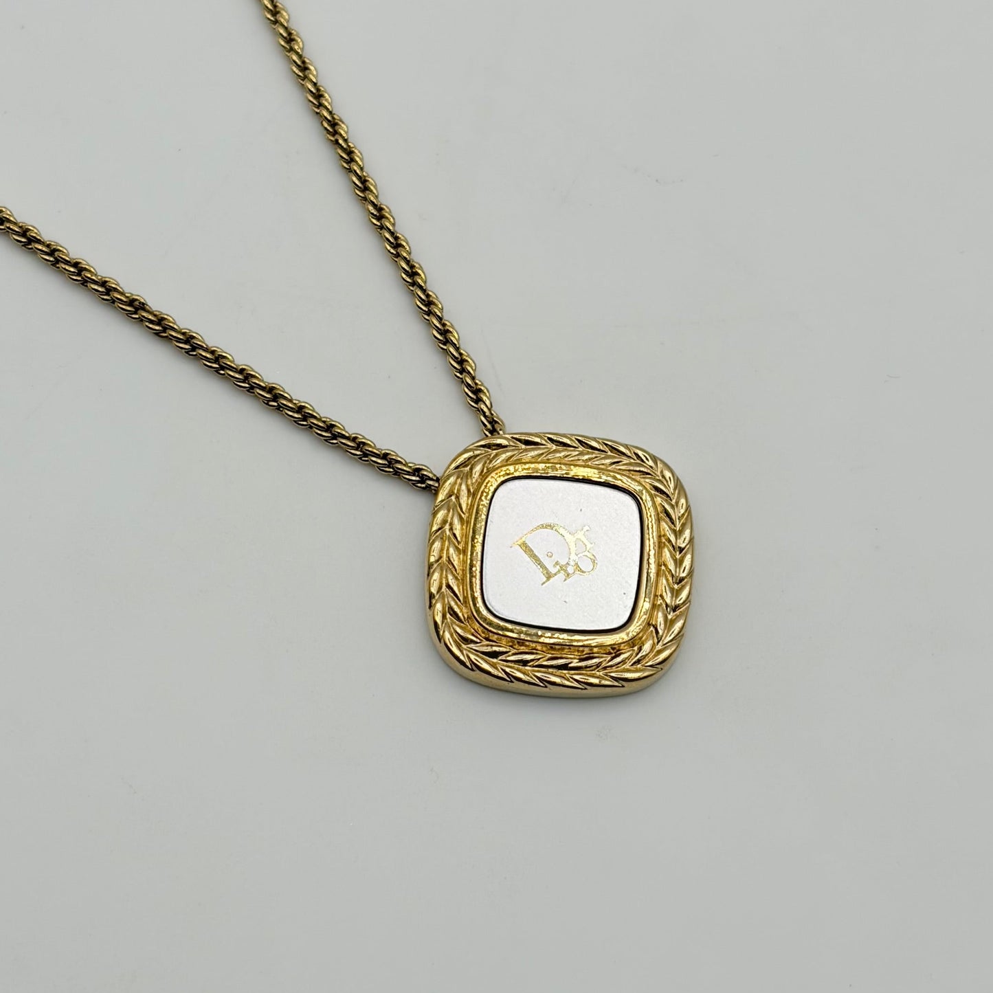 Christian Dior ネックレス