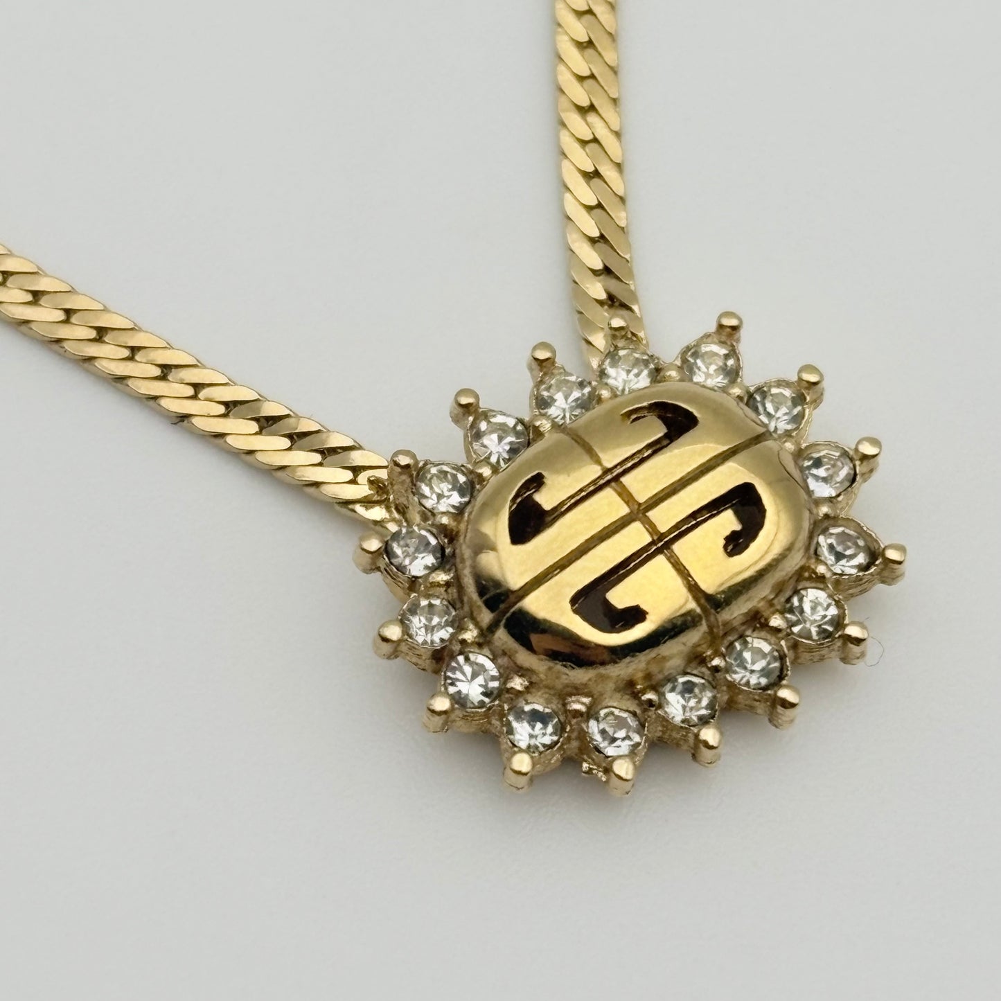 GIVENCHY ネックレス