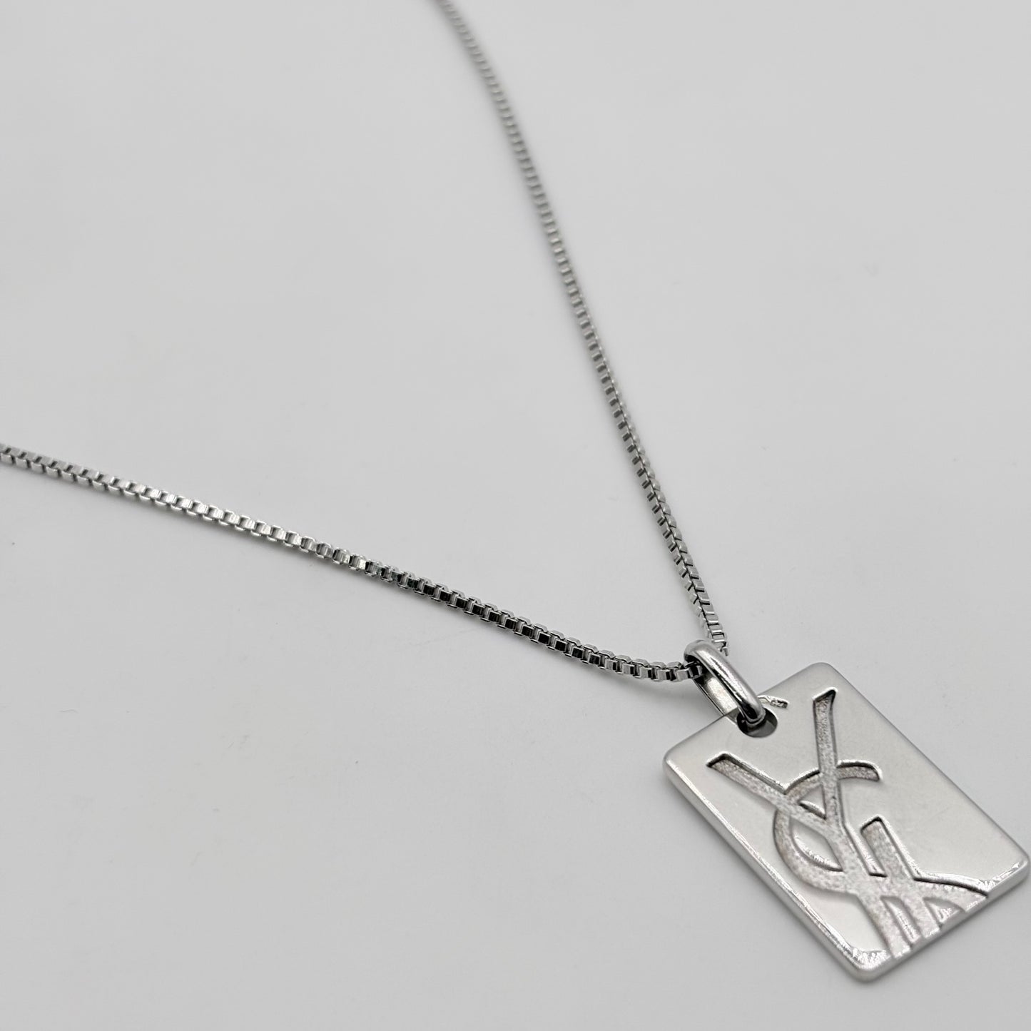 Yves Saint Laurent ネックレス