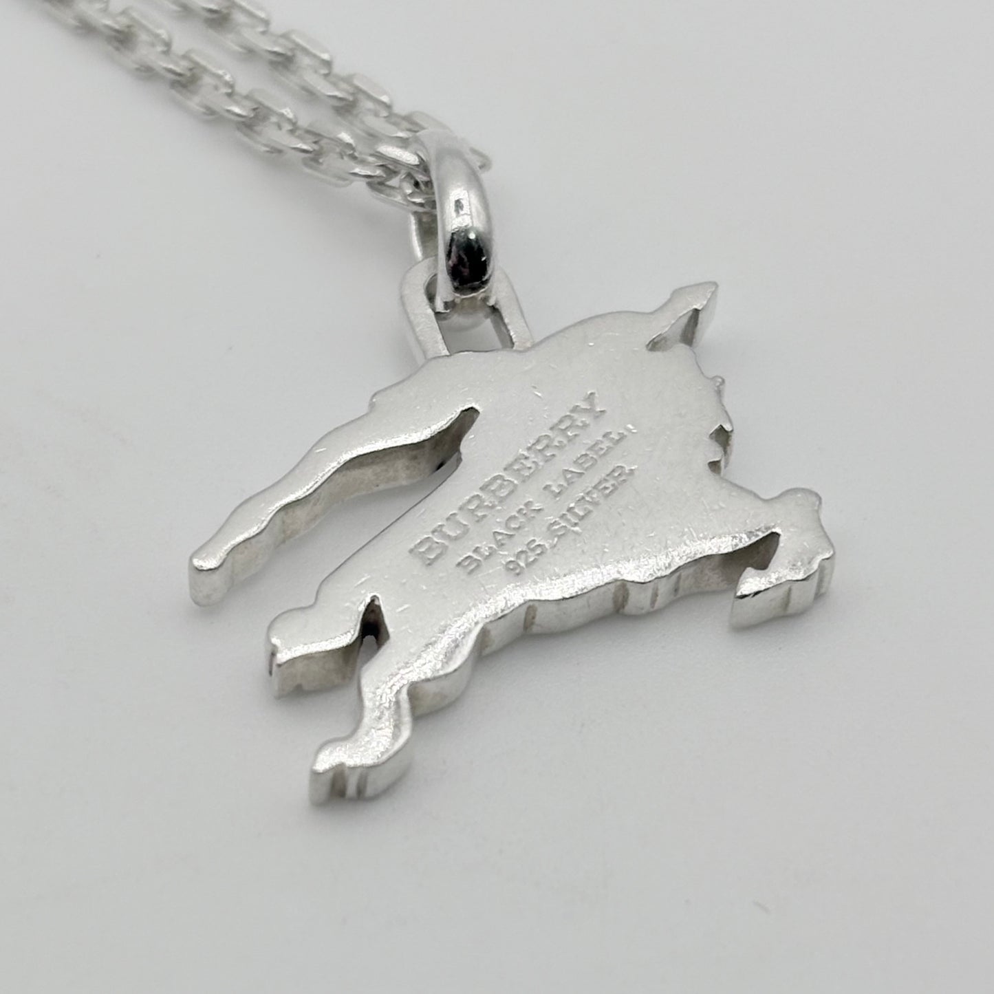 BURBERRY ネックレス