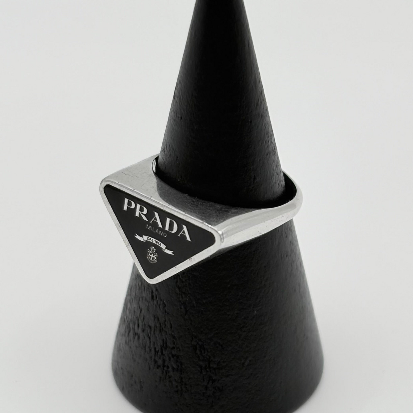 PRADA リング