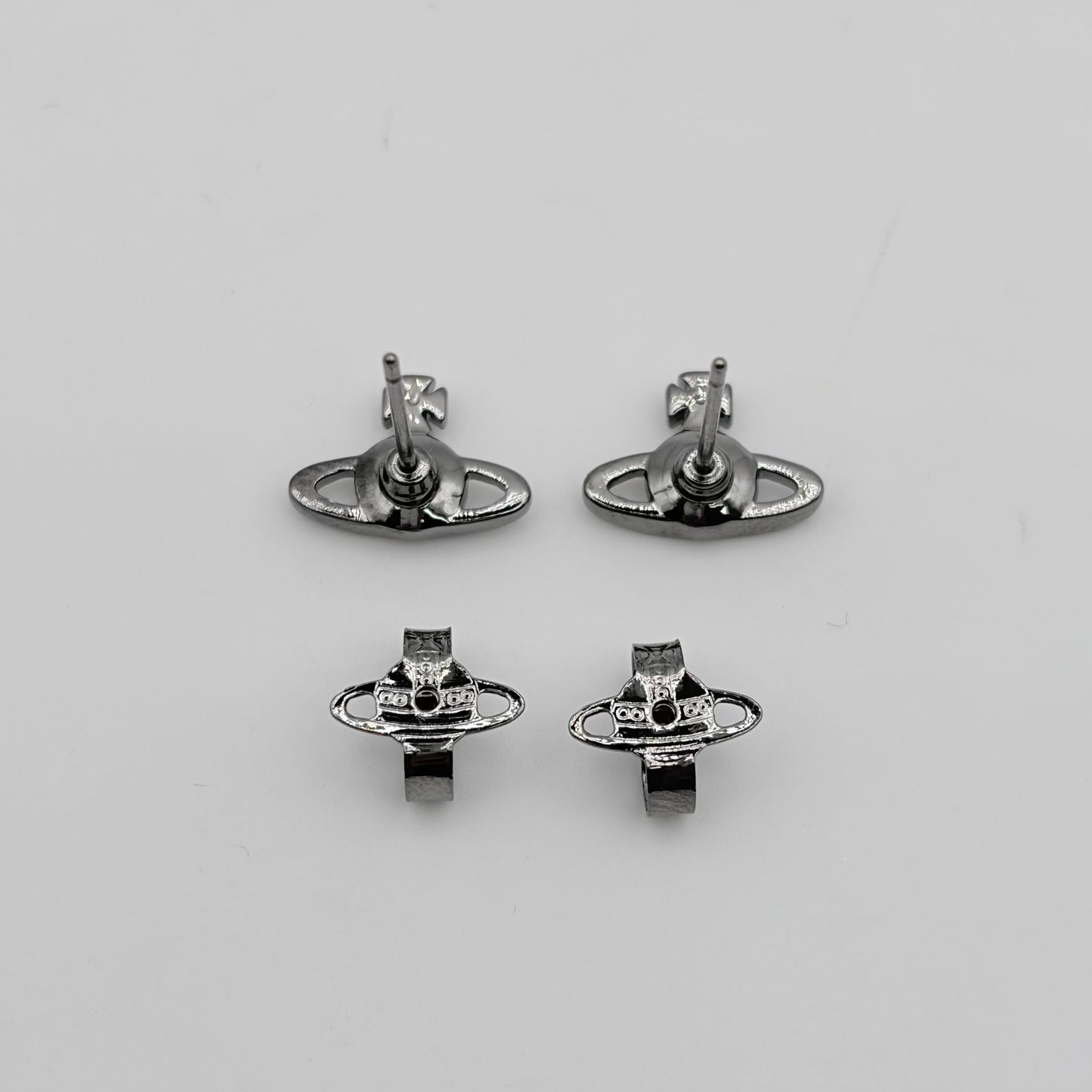 Vivienne Westwood ピアス